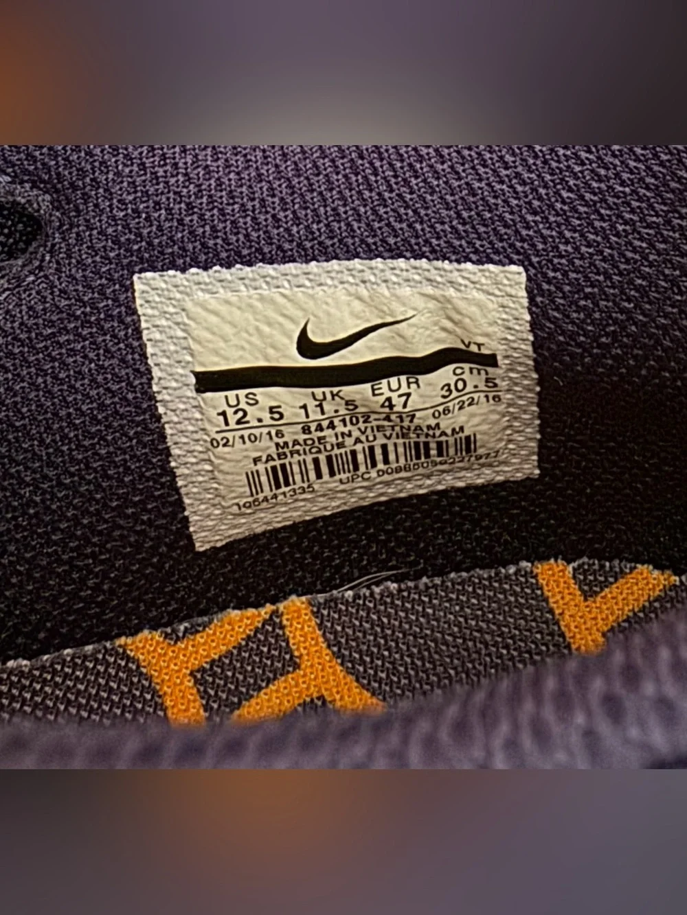 Nike Mens University Michigan Sneakers